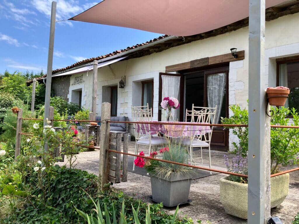 Peaceful Gîte holidays in Charente France