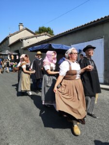 Traditional Charentais costume and dancing in Berneuil, Charente
